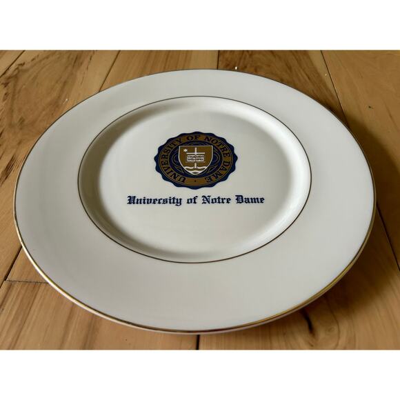 University of Norte Dame Plate America Brand STAMPED 10.5" Diameter MINT - Picture 5 of 5